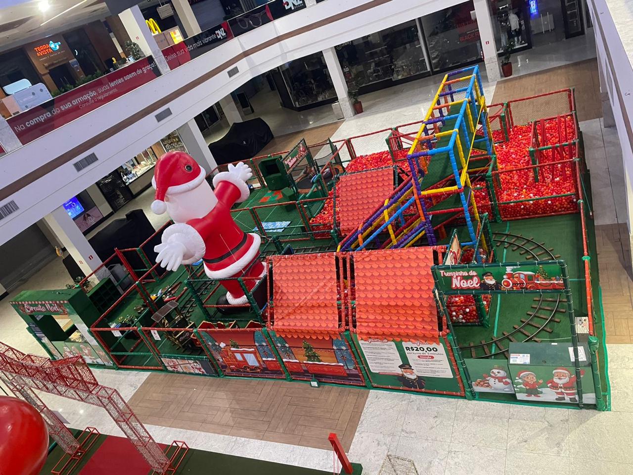 Parque temático da Safári em shopping center